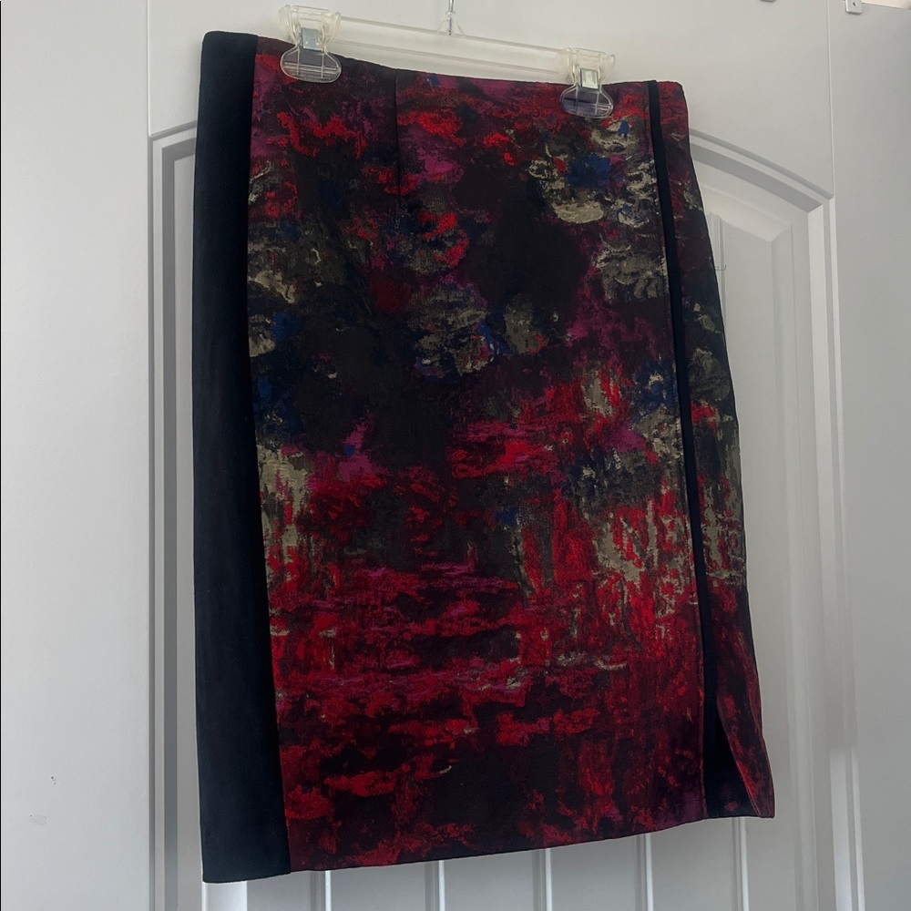 Elegant Multicolor Tahari pencil Skirt